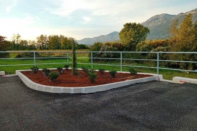 Uredjen parking_Gruda_Budi kao Cvijeto (14).jpg